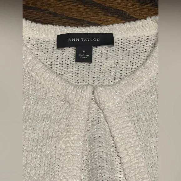 Ann Taylor elegant Cream Fringe Hem Cardigan size M - Picture 2 of 13